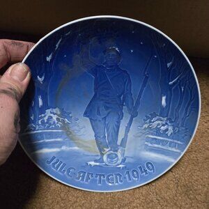 1949 Bing & Grondahl Christmas plate